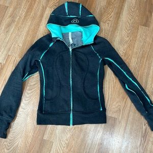 Lulu lemon Scuba Hoodie, Distressed style